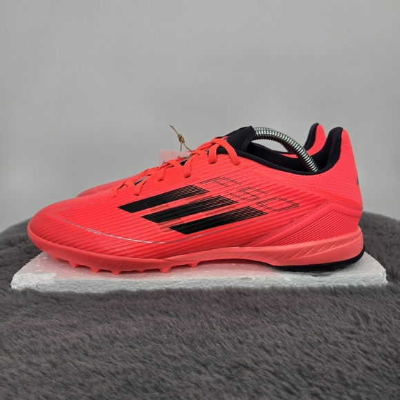 New adidas F50 League TF Men's Soccer Shoes Size 11